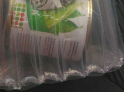 «Волшебным» превращением Hennessy в банку горошка и чеснок вместо iPhone удивила ростовчан «Почта России»