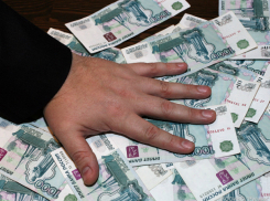 Адвокат попытался «вытянуть» из потерпевшего более двух миллионов рублей в Ростовской области