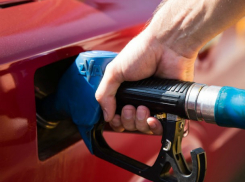 На двух АЗС в Ростовской области нашли опасное топливо 