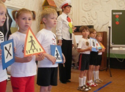 В соцприюте Октябрьского района дети учили ПДД в форме конкурса 