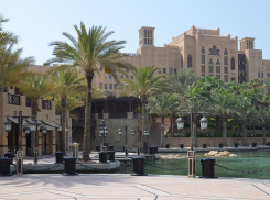 «Здесь даже проститутки ходят в хиджабах»: ростовчанка об особенностях жизни в одной из самых богатых стран мира