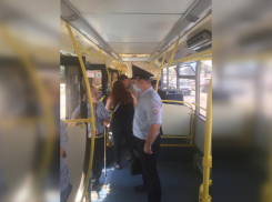 За нарушение масочного режима в общественном транспорте Ростова составили 370 протоколов