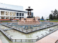 В Ростове завершилась масштабная реставрации фонтана «Атланты» за 400 млн рублей