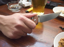 В пьяной драке таганрожец ударил ножом собутыльника