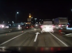 Две машины одновременно сбили ростовчанина около «Меги»