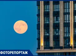 Суперлуние в октябре 2025 года: как ростовчане увидели «урожайную Луну» 