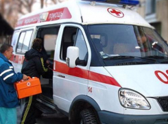 Шахтинские врачи отказались помогать мальчику, которому разбили глаз рогаткой
