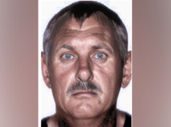 В Пролетарске волонтеры ищут три недели 57-летнего мужчину