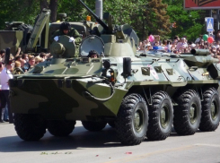 Танки и ракетные установки выведут на улицы Ростова вместо автобусов и троллейбусов