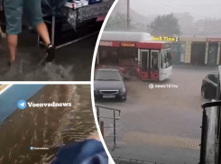 В Ростове после дождя затопило Северный и Темерник