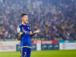 Судья Еськов «убивает» жёлто-синих в Краснодаре 