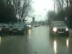 Ростовских водителей предупреждают об «идиотах на дороге»