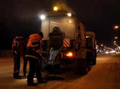 В Ростове продолжается ямочный ремонт дорог