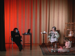 Донские школьники сняли социальный ролик, чтобы предупредить пенсионеров об опасности телефонных мошенников 