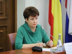 Их надо знать в лицо.  Елена Кожухова уже пять лет отвечает за всю социальную политику Ростова 