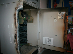 В Ростове с помощью газосварочного оборудования украли из банкомата почти два млн рублей