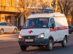Подростки получили травмы во время ДТП с мотоциклом и иномаркой в Ростове