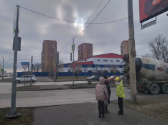 В Ростове водитель бетономешалки сбил подростка