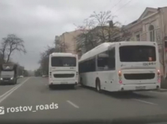 В Ростове наказали водителя автобуса, подрезавшего коллегу на Большой Садовой