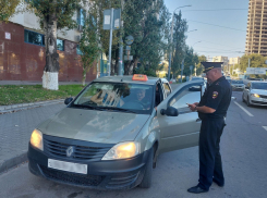 В Ростовской области выявили ряд нарушений в 150 автобусах и такси 