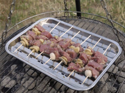 На базе отдыха в Ростовской области шампуром проткнули мужчину