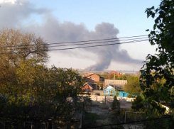 Под Ростовом горит тысяча квадратных метров камыша