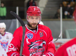 Шестилетнюю девочку искалечила шайба, брошенная торжествующим капитаном «Ростова»