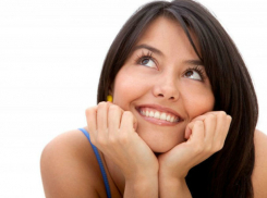 Для тех, кто ломает голову в догадках, что подарить своей любимой женщине