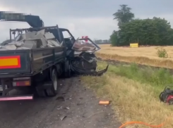 В жестком ДТП на границе с Ростовской областью погибли три человека