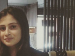 Юная длинноволосая брюнетка грузинской внешности исчезла в Ростове-на-Дону