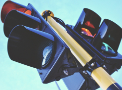 В Ростове до вечера отключили несколько светофоров на Западном