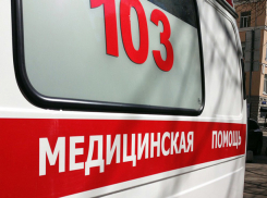 На дне города в Ростове упавшей в обморок ростовчанке отказались помочь окружающие