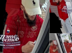 В Ростове парень унёс два телефона из комиссионки на 59 тыс и попался полиции
