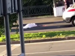 В Ростове под колесами большегруза погиб 13-летний подросток на самокате