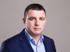 Скандальный депутат Петр Пятибратов решил покинуть ростовскую гордуму