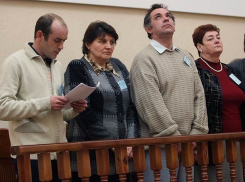 Возвращения суда присяжных для пенсионеров-убийц добился житель Ростова