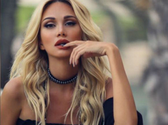 Сексуальным фото на парапете в Мадриде заявила о неподчинении «правилам» Виктория Лопырева