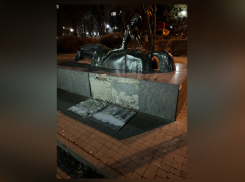 На набережной Ростова восстановят скульптуру «Купание коня» 