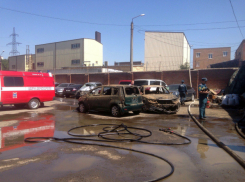 Пожар в ростовском автосервисе оставил без машин десятерых автовладельцев