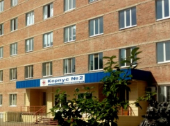 Донские медики вылечили от коронавируса 100-летнюю пациентку