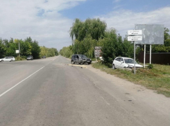 Младенец и взрослый попали в больницу после аварии в Ростовской области