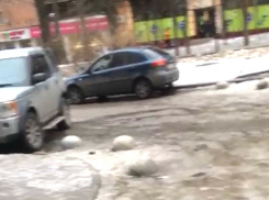 «Ледяной» Ростов стал похож на город из фильма-катастрофы
