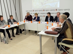 Ростовские чиновники рассказали о планах благоустройства берега Дона и заверили , что вырубка деревьев регламентирована 