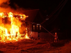 Двое детей погибли на пожаре в Ростове 