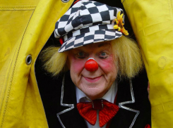 Потрясающее стихотворение о смерти клоуна опубликовал Стас Садальский