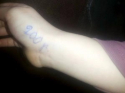 Малолетние дети просят деньги возле крупных торговых комплексов донской столицы