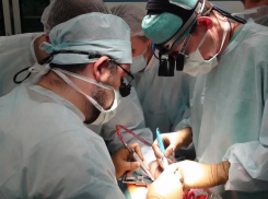 Ростовские хирурги спасли жизнь 14-летней девочке с редкой аневризмой