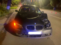 В Азове BMW сбил 27-летнюю девушку насмерть 
