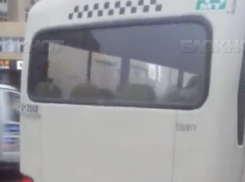 Выговором отделался водитель ростовской маршрутки, который выгнал пассажиров из салона