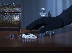 Рецидивист из Ростовской области украл драгоценности на 240 тысяч рублей